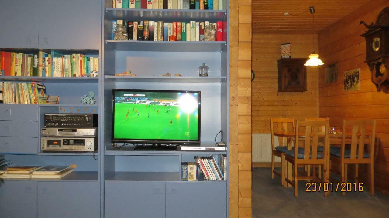 Ferienwohnung Heucke ベルリン エクステリア 写真